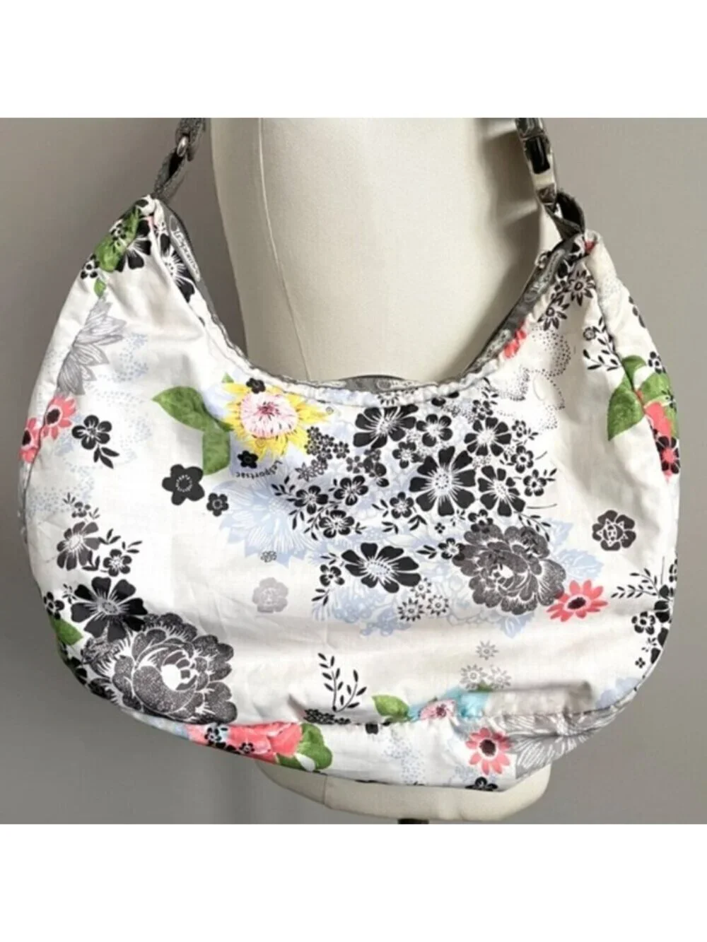 Lesportsac lightweight nylon